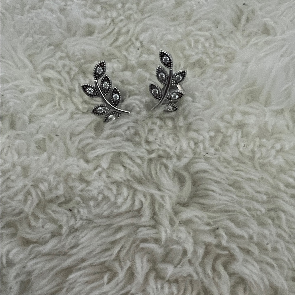 Leaf Stud Earrings